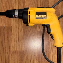 DeWalt Screw Gun 