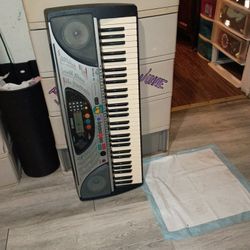 Yamaha Keyboard W Charger