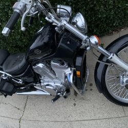 Motorcycle Intruder 800