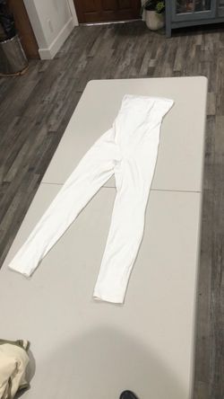 White sleeveless body suit
