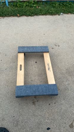 Cargo dollies