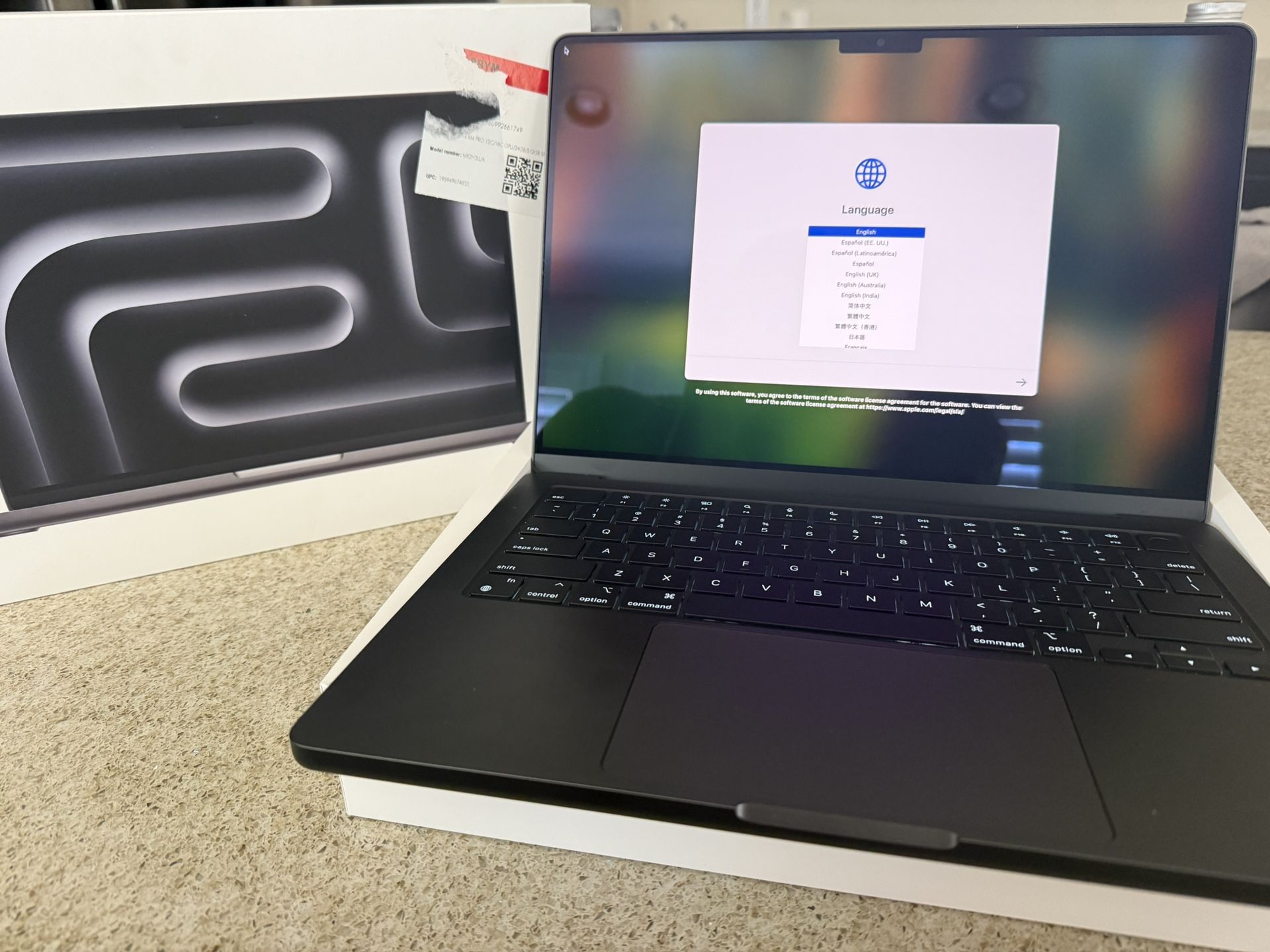 New Open Box Apple MacBook Pro 14” M4 Pro 24gb Ram 512gb AppleCare Warranty