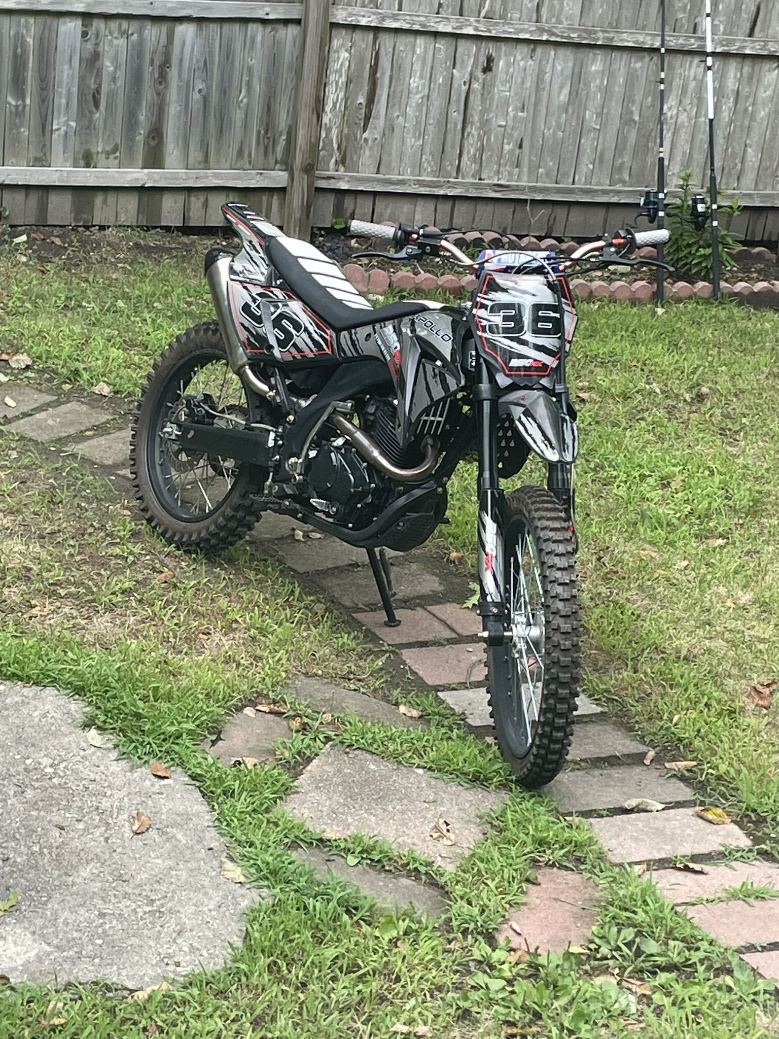 250cc Dirtbike Runs Apollo 