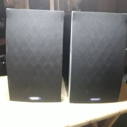 Pair Of ENERGY XL-150 BOOKSHELF SPEAKES the 5-1/2 Woofer