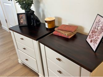 Nightstand set