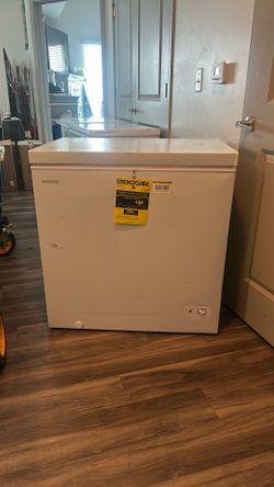 Vissani  7.0 https://offerup.com/redirect/?o=Y3UuZmk= freezers