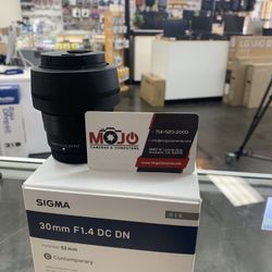 Sigma 30mm 1.4 Fuji X