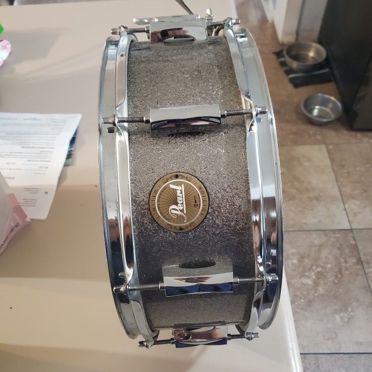 Pearl 14 Inch Snare Drum Limited