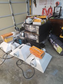 Grow suples and lights for plants