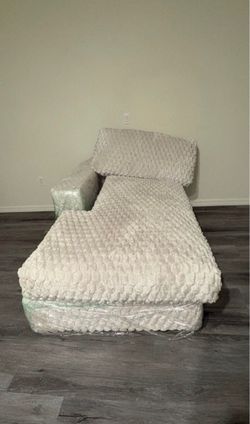 Side sofa ottoman