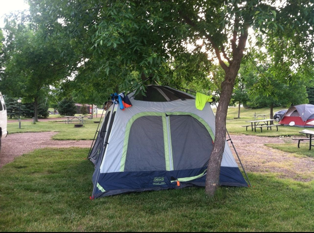 10 Person Cabin Tent with Rainfly 2 Rooms 6 Ft 4 in Center Height