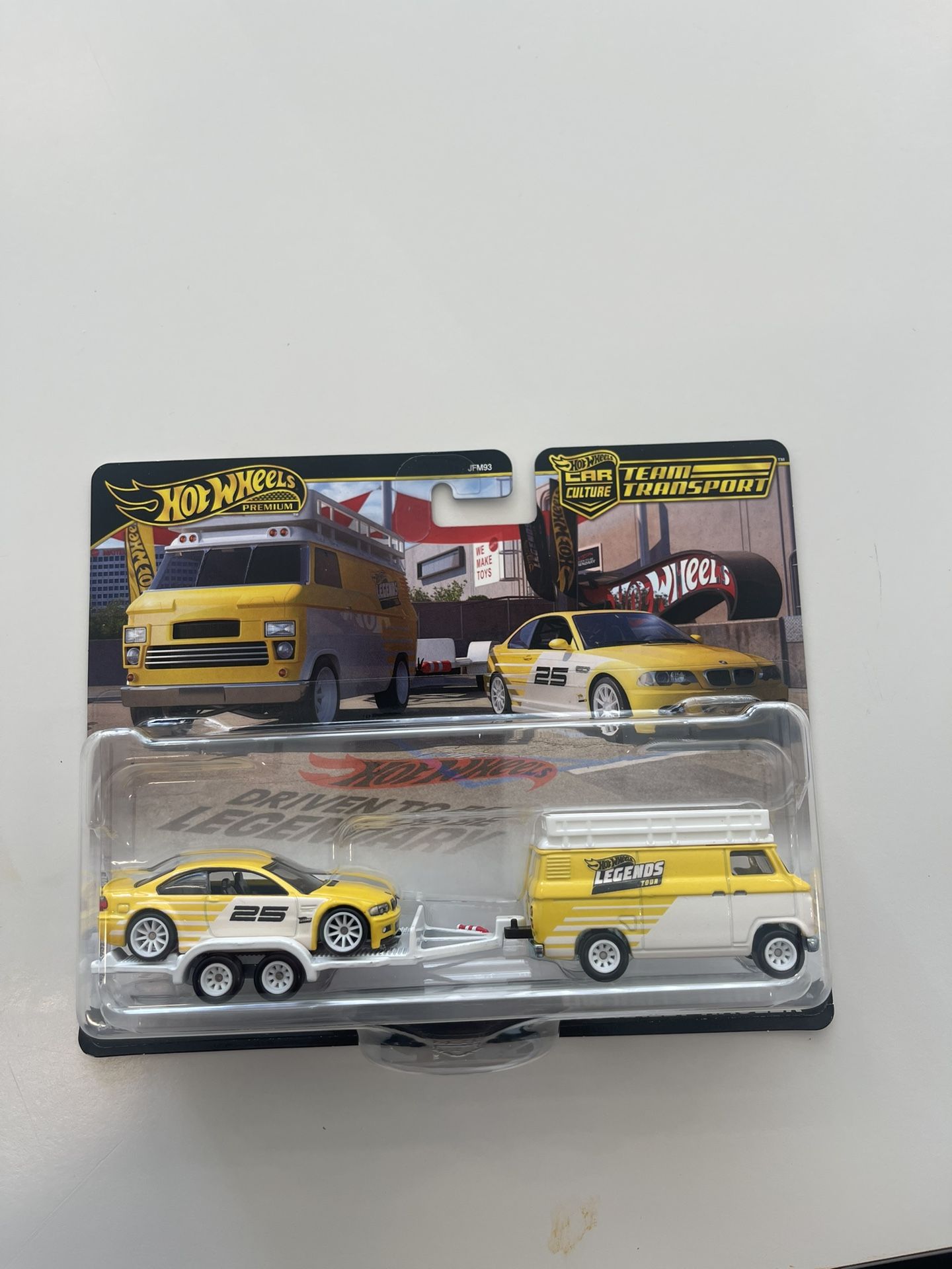 HOT WHEELS