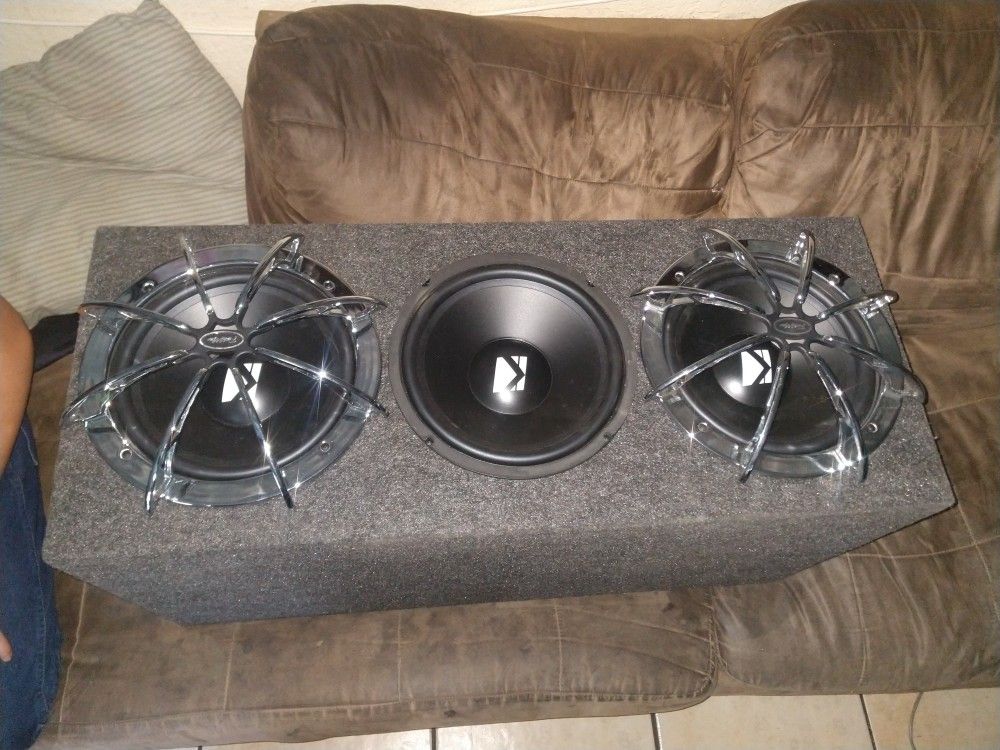 Kicker 3x 10 Inch Subwoofers