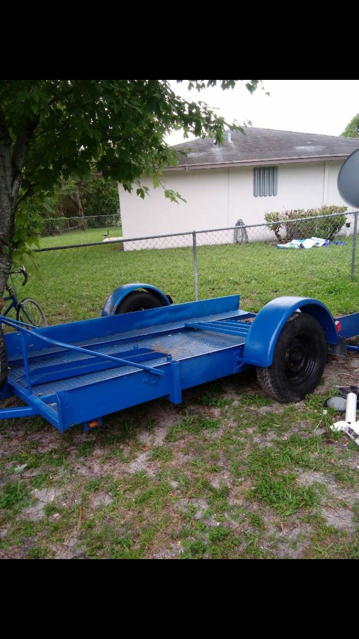 Motorcycle trailer and car trailer