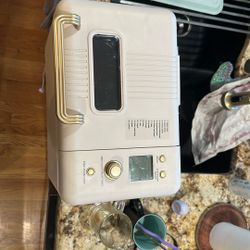 Bread Machine - Like new