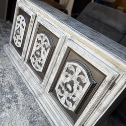 Rustic Distressed Wood Cabinet Console – Vintage Look – Solid & Stylish!