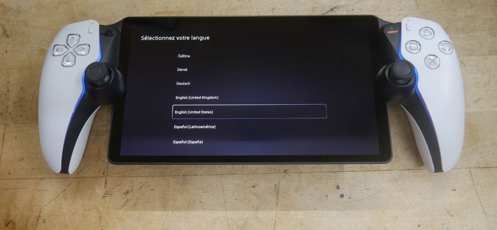 SONY CFI-Y1001 PORTAL GAME WITH CHARGER AND CORD 886692-1