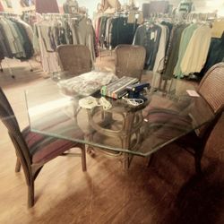 Wicker/Glass Table With 4 Chairs