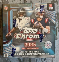 Topps Chrome 2025 Trading Cards NFL Football Mega Box