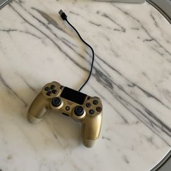 PS4 controller