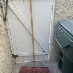 Broom push Heavy Duty 25” Wide Coarse Brushes