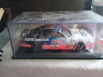 Autograph Darrell Waltrip #17 signed NASCAR