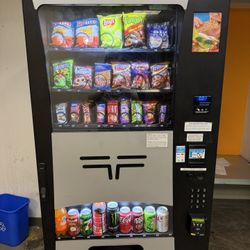 Combo Vending Machine With Location