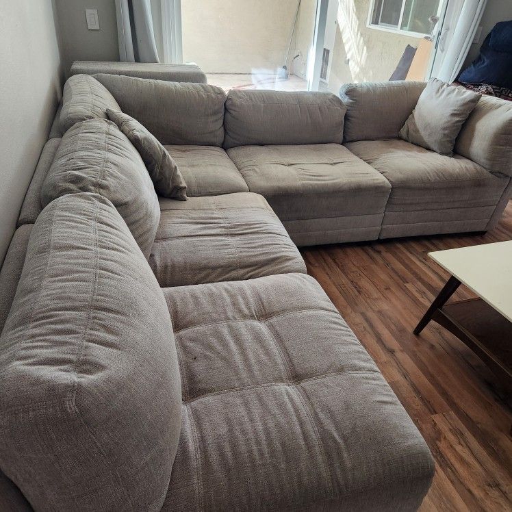 Sectional Sofa