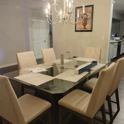 Glass Dining Table And 6 Chairs 