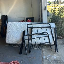 Twin Bed With Nap Queen Mattress And Bed Frame 