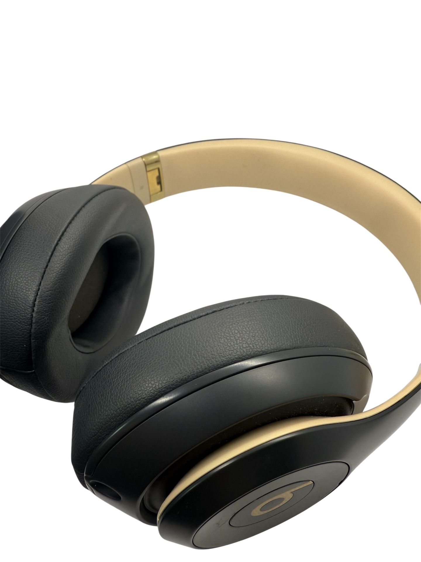 Beats Studio 3 - Shadow Grey Color