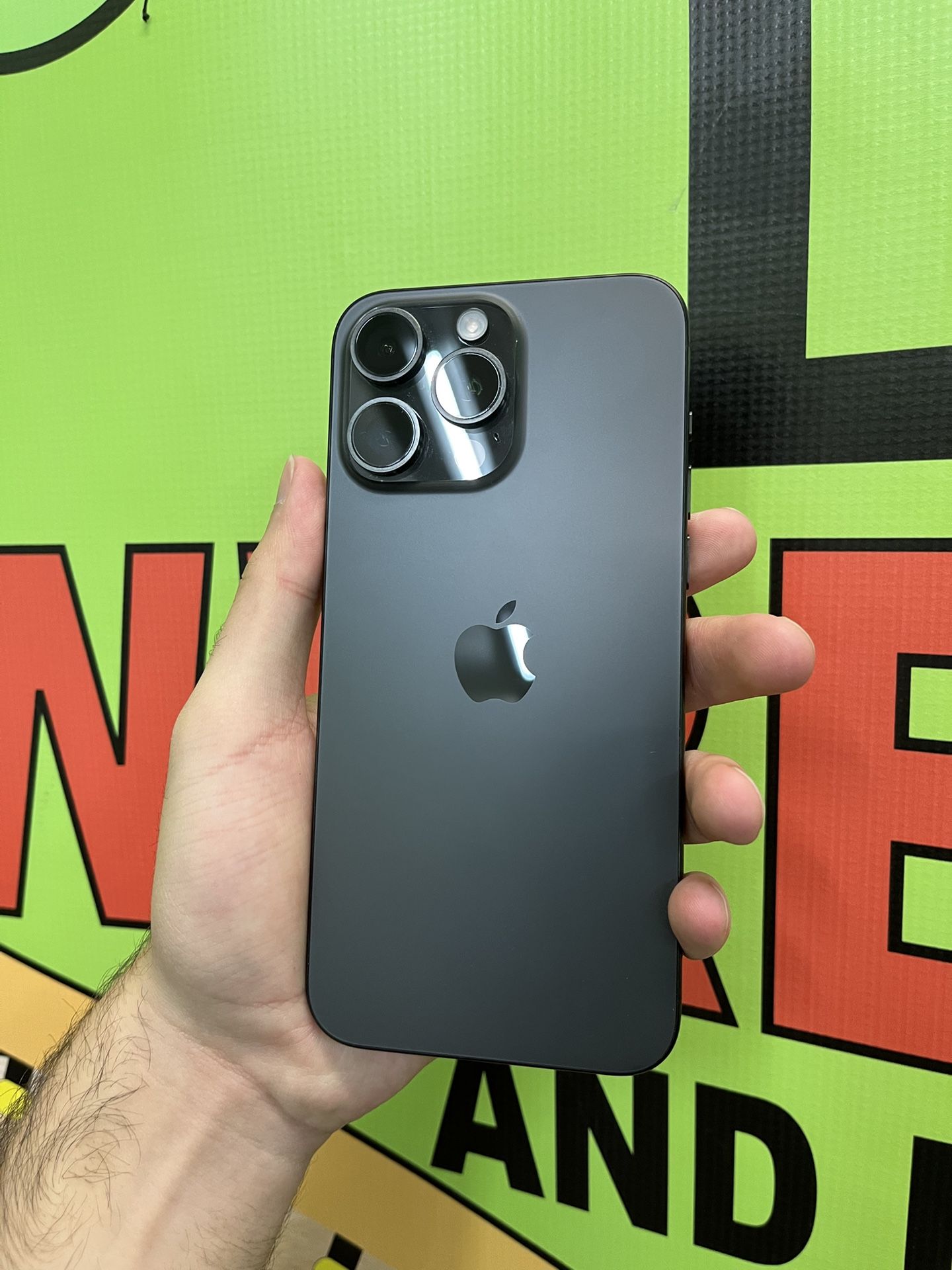 iPhone 15 PROMAX 