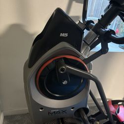 M5 Bowflex Max Trainer