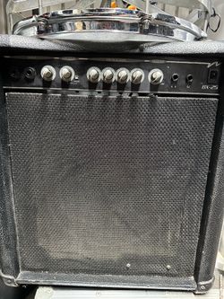 Yamaha BX-25 Bass Amp Drum Monitor
