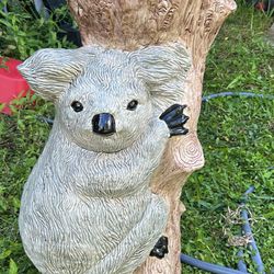 Ceramic Kola On Tree Statue 