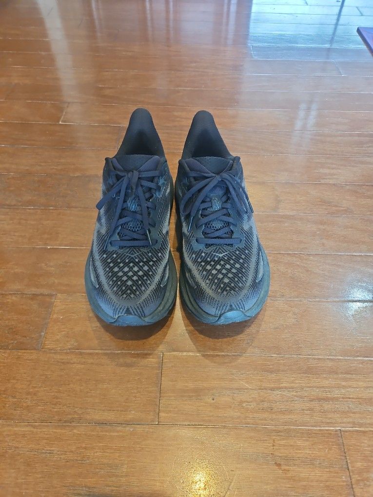 Hoka Clifton 9 Size 10 Men