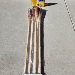 Tiki torch & fuel
4 torches - 5'
2 bottles of fuel
unused
all for $20