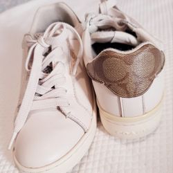 Coach White Beige Leather Logo Low Top Women's Athletic Sneaker G4966