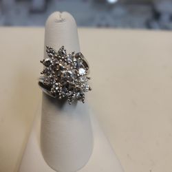 14k White Gold Rings 7.9 Grams Size 7 Regular Price 1500 On Sale Right Now 899 Layaway Available If You Are Interested Ask For Maribel Thank You 😊 