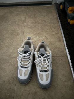 LV skates