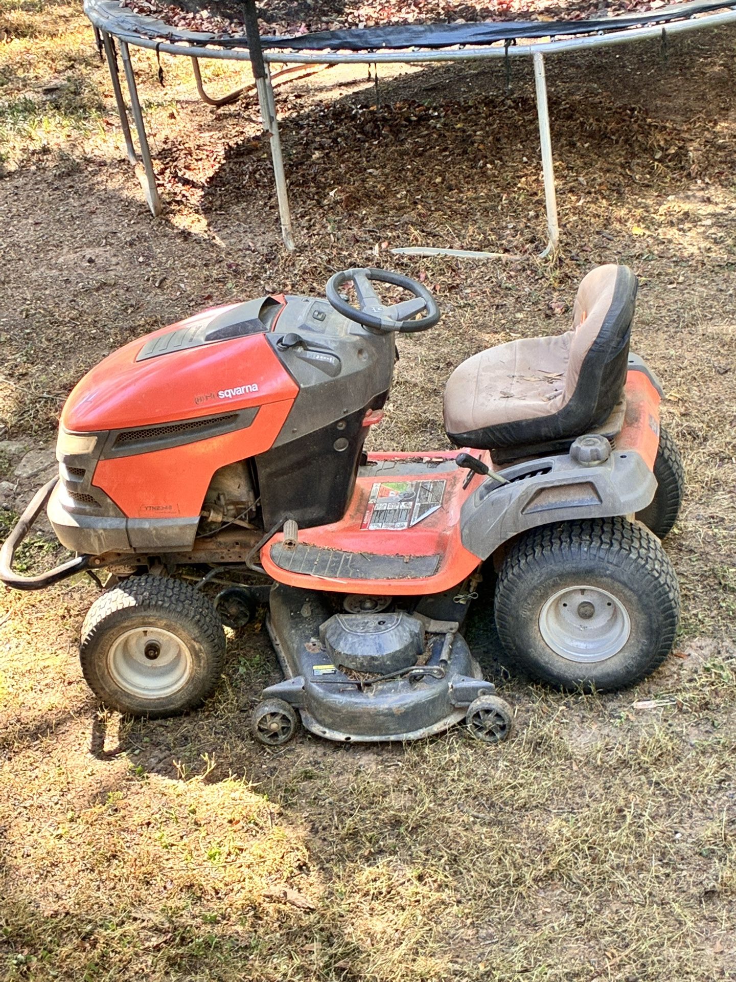 Hasquvana Riding Mower