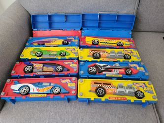 1998 Hot wheels 6 car carrying with andle