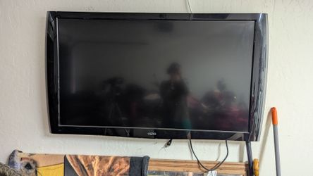 Vizio 50 inch TV