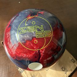 ZEN 25 Bowling Ball - 14 LBS