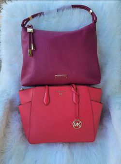 Mk Originales Nuevas $120, por las dos.