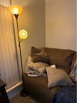 Floor lamp