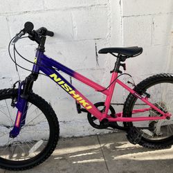 Nishiki Pueblo. Girls Mountain Bike. 20 Inch Tires 