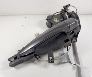 PASSENGER FRONT DOOR HANDLE CARRIER BMW E90 335i 328i