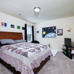 Queen Bedroom Set Including One Nightstand, Box Spring & Mattress 