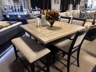 Stunning dining table set! $1299 🤎☎️📦